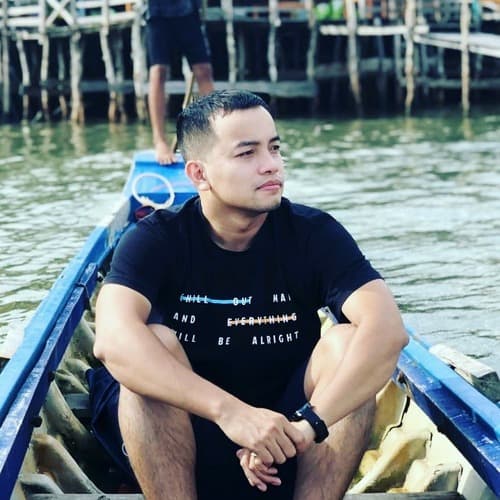 Leo N. profile