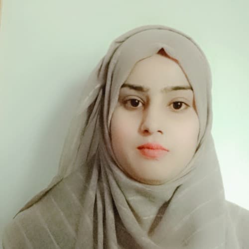 Aqsa R. profile