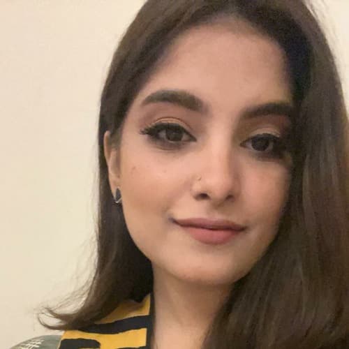Namra W. profile